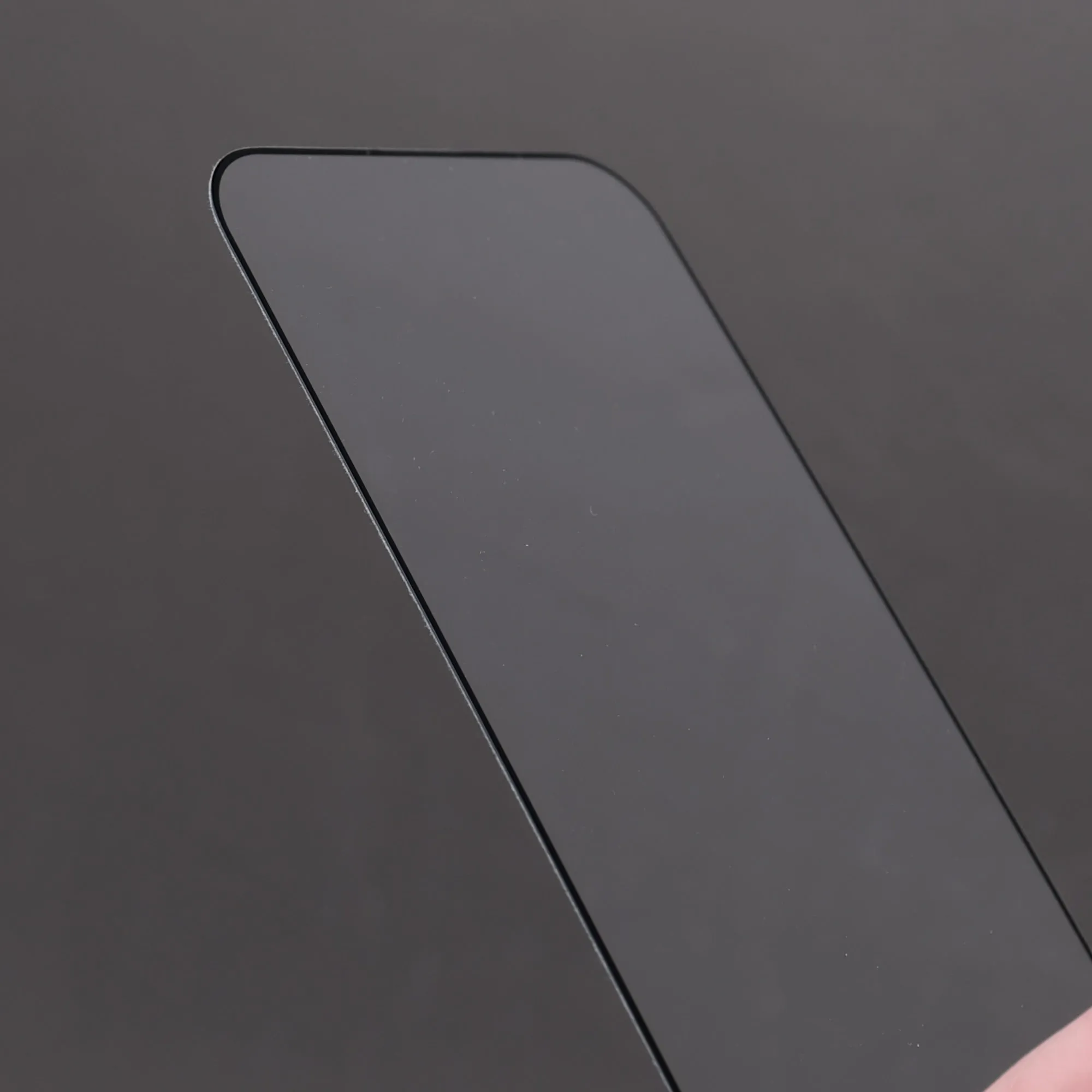 Bare Pane - for iPhone 16 Pro