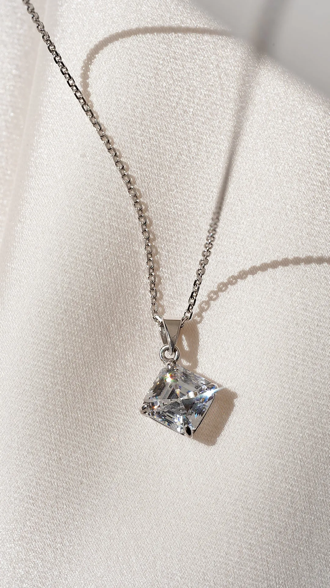 Charlie Asscher Pendant White Gold