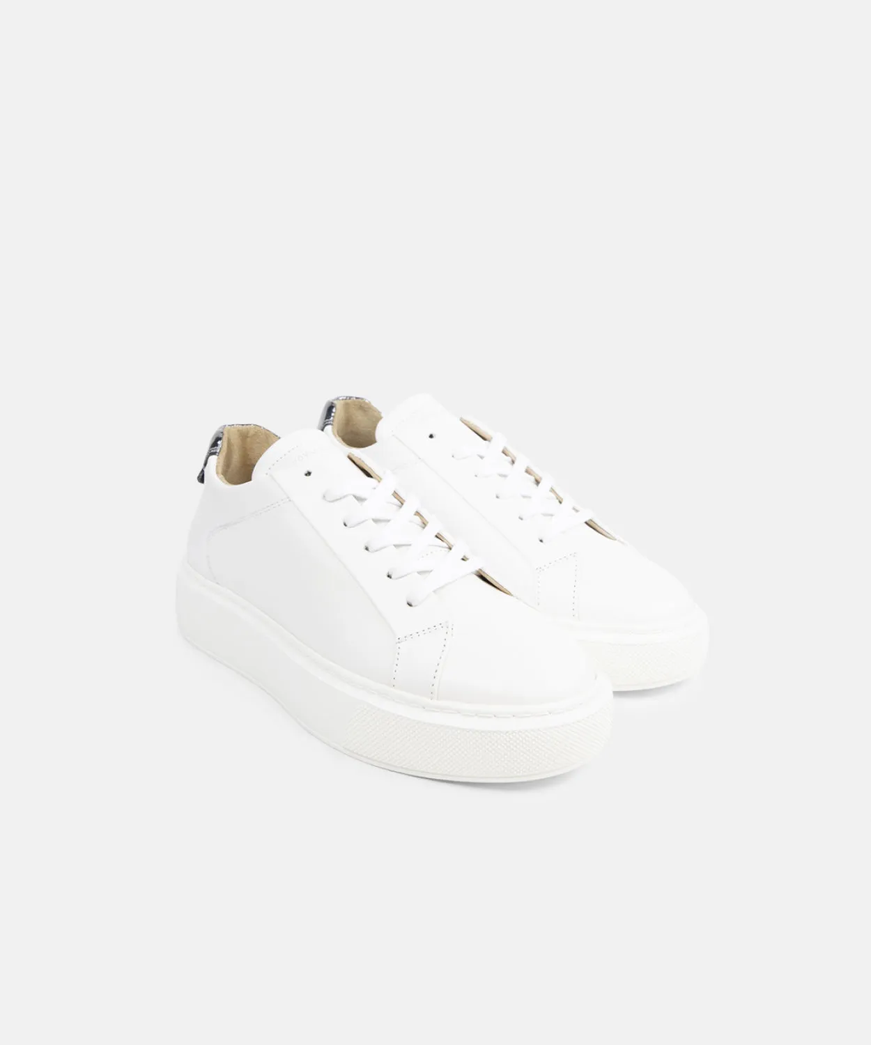 Dare Jaunt Accent Sneaker - Women | Shiny Gun metal