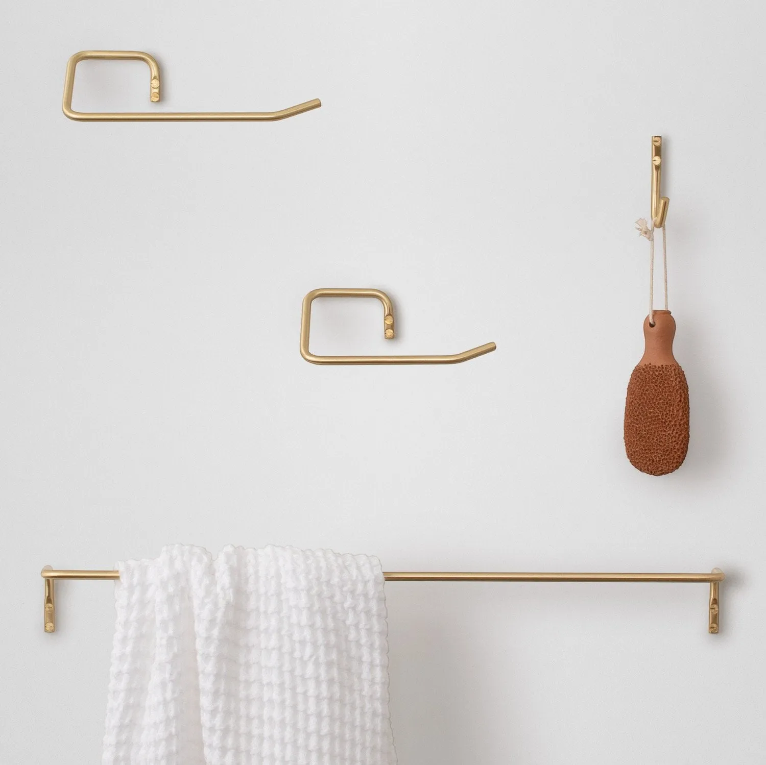 Mara Bathroom Hardware Set